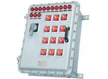 ��Ӣ�ǘ�(bi��o)���Ʒ������������X��